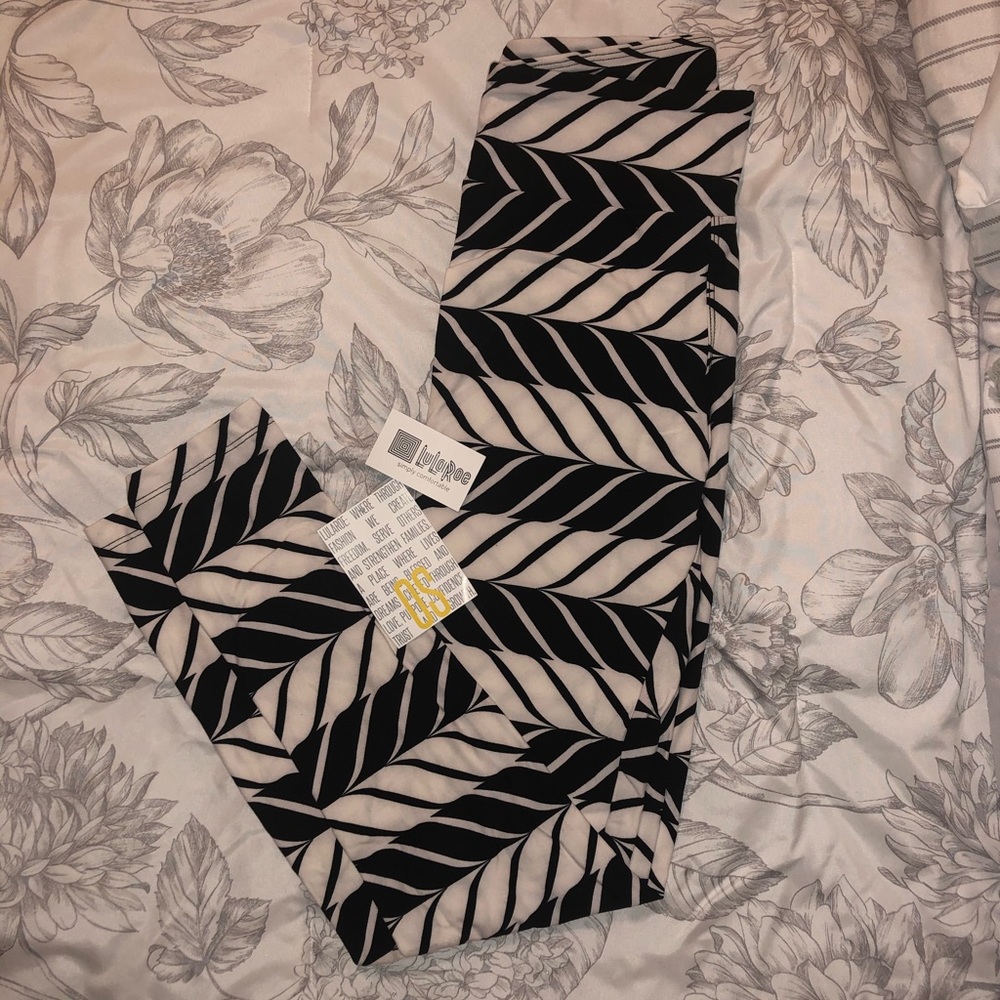 👻NWT LuLaRoe Leggings! 👻🎃🍂